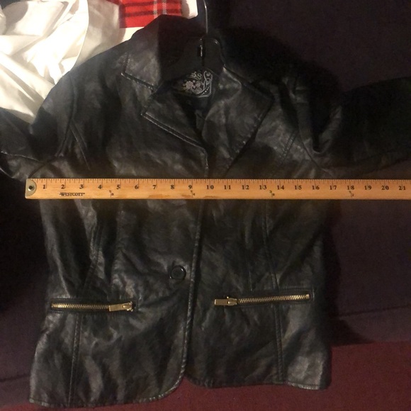 Last kiss black jacket.size -large - Picture 5 of 12